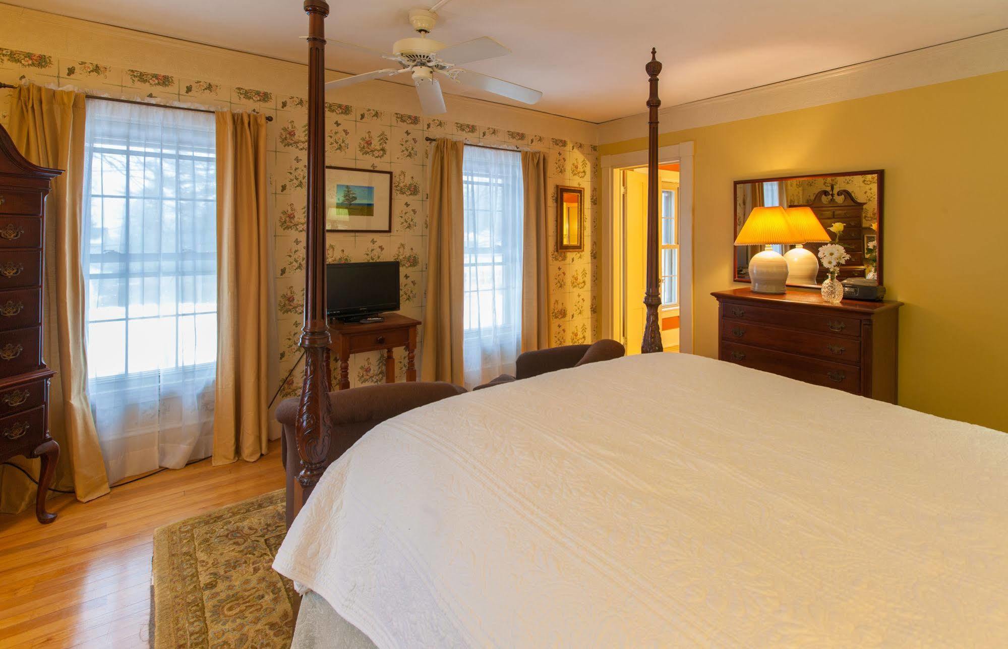 Отель Camden Windward House Экстерьер фото